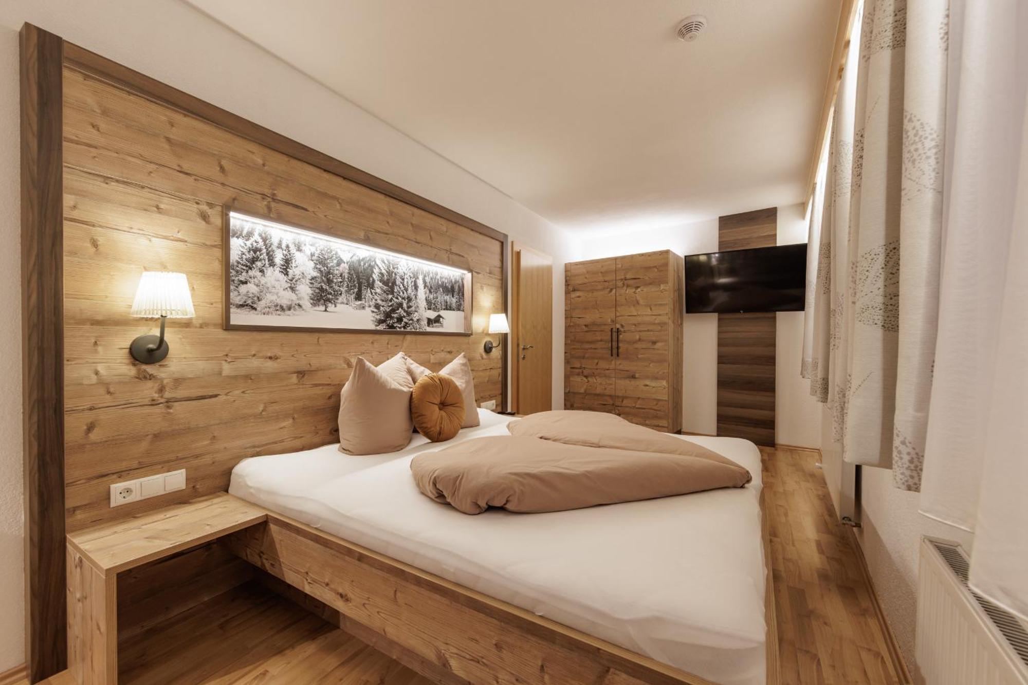 Apartmenthaus Goldeck Ried im Oberinntal Eksteriør billede