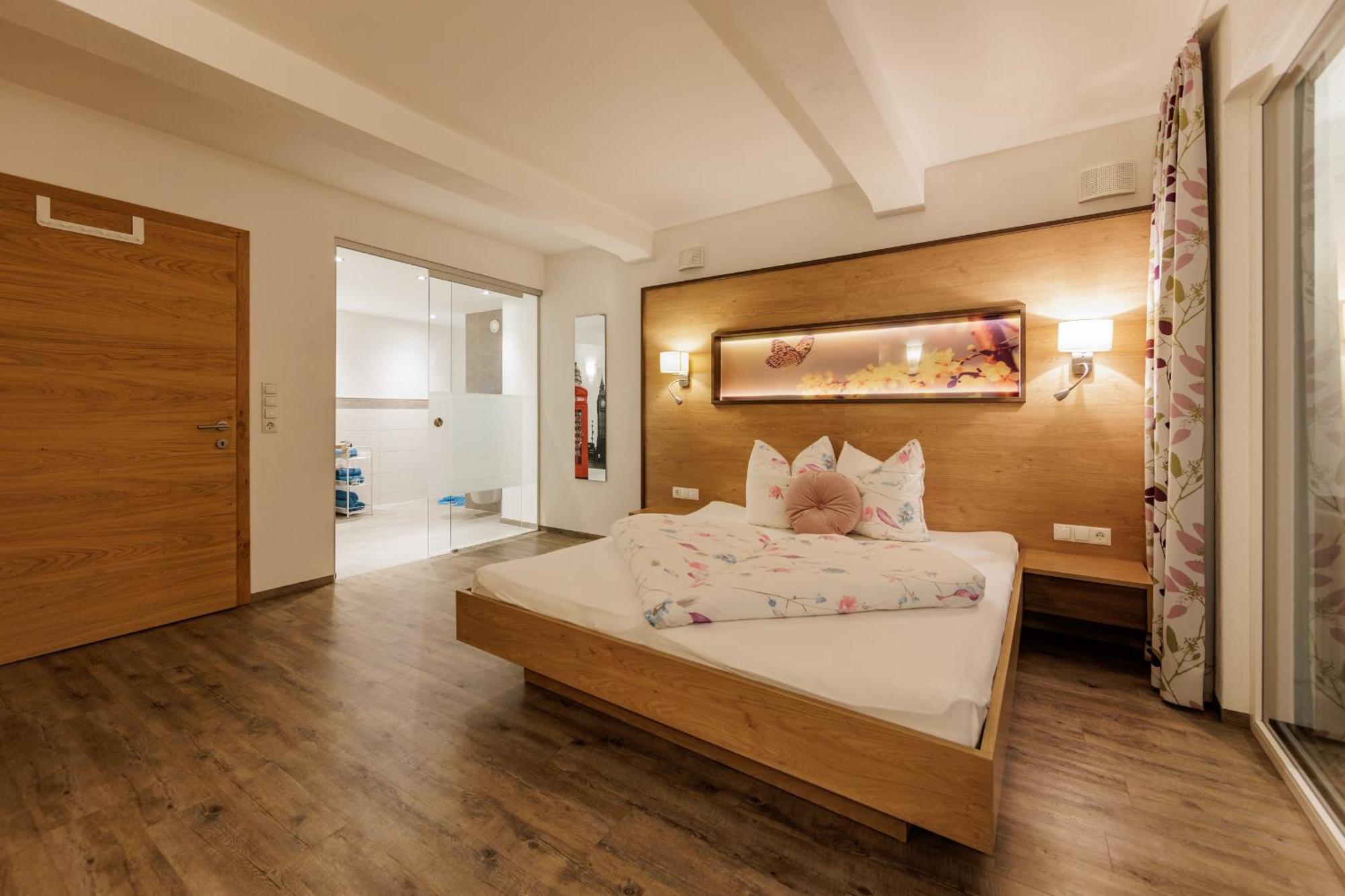 Apartmenthaus Goldeck Ried im Oberinntal Eksteriør billede