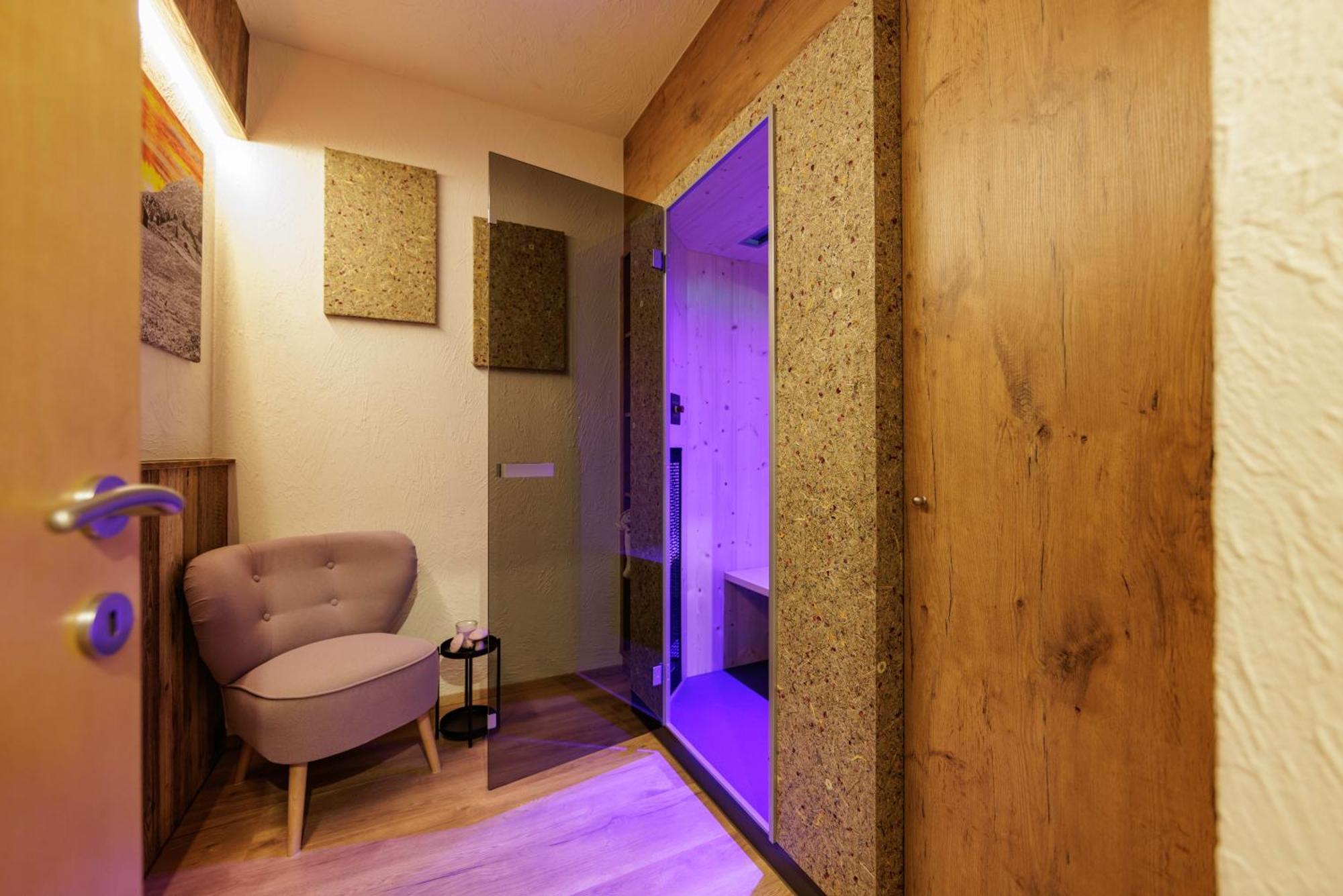 Apartmenthaus Goldeck Ried im Oberinntal Eksteriør billede