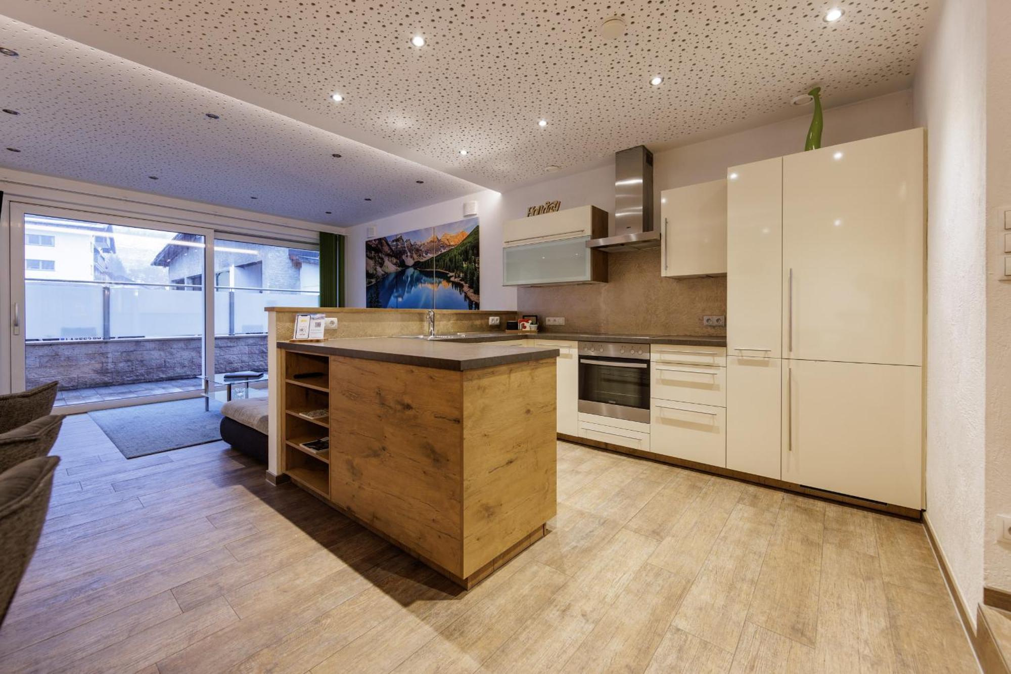 Apartmenthaus Goldeck Ried im Oberinntal Eksteriør billede