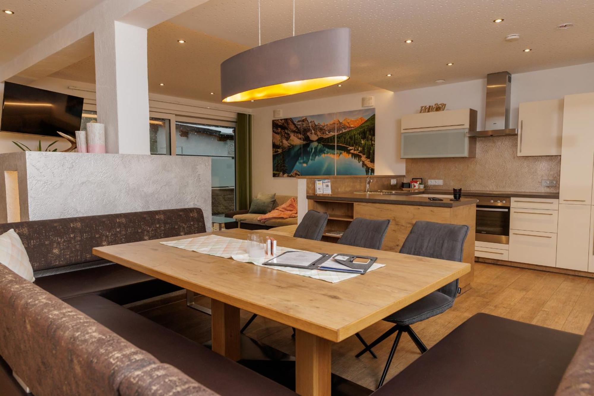Apartmenthaus Goldeck Ried im Oberinntal Eksteriør billede