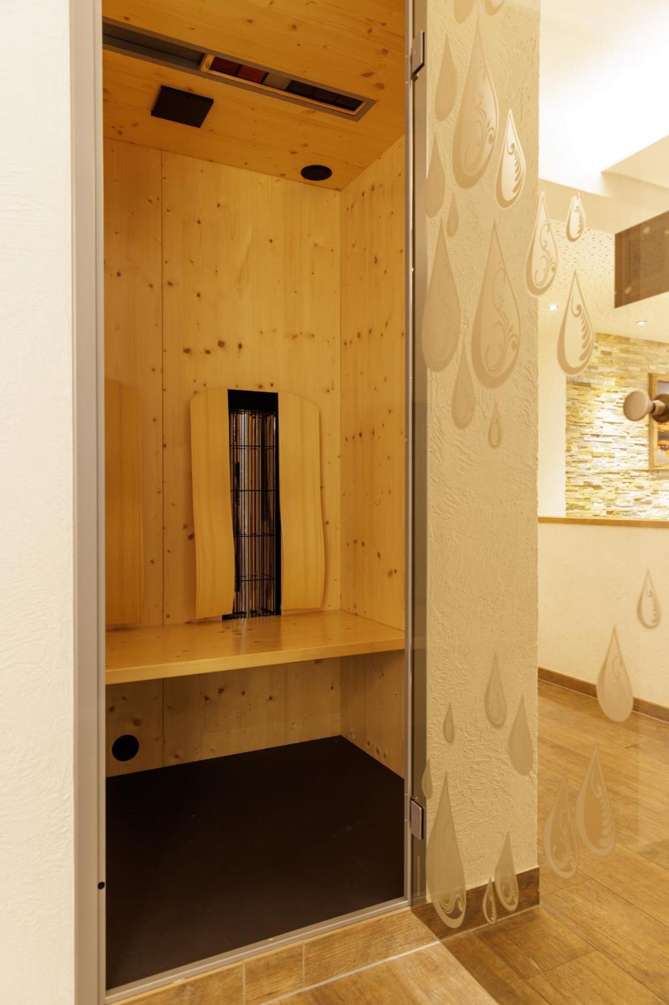 Apartmenthaus Goldeck Ried im Oberinntal Eksteriør billede