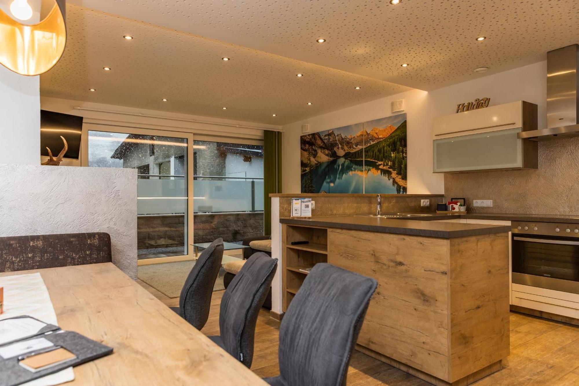 Apartmenthaus Goldeck Ried im Oberinntal Eksteriør billede