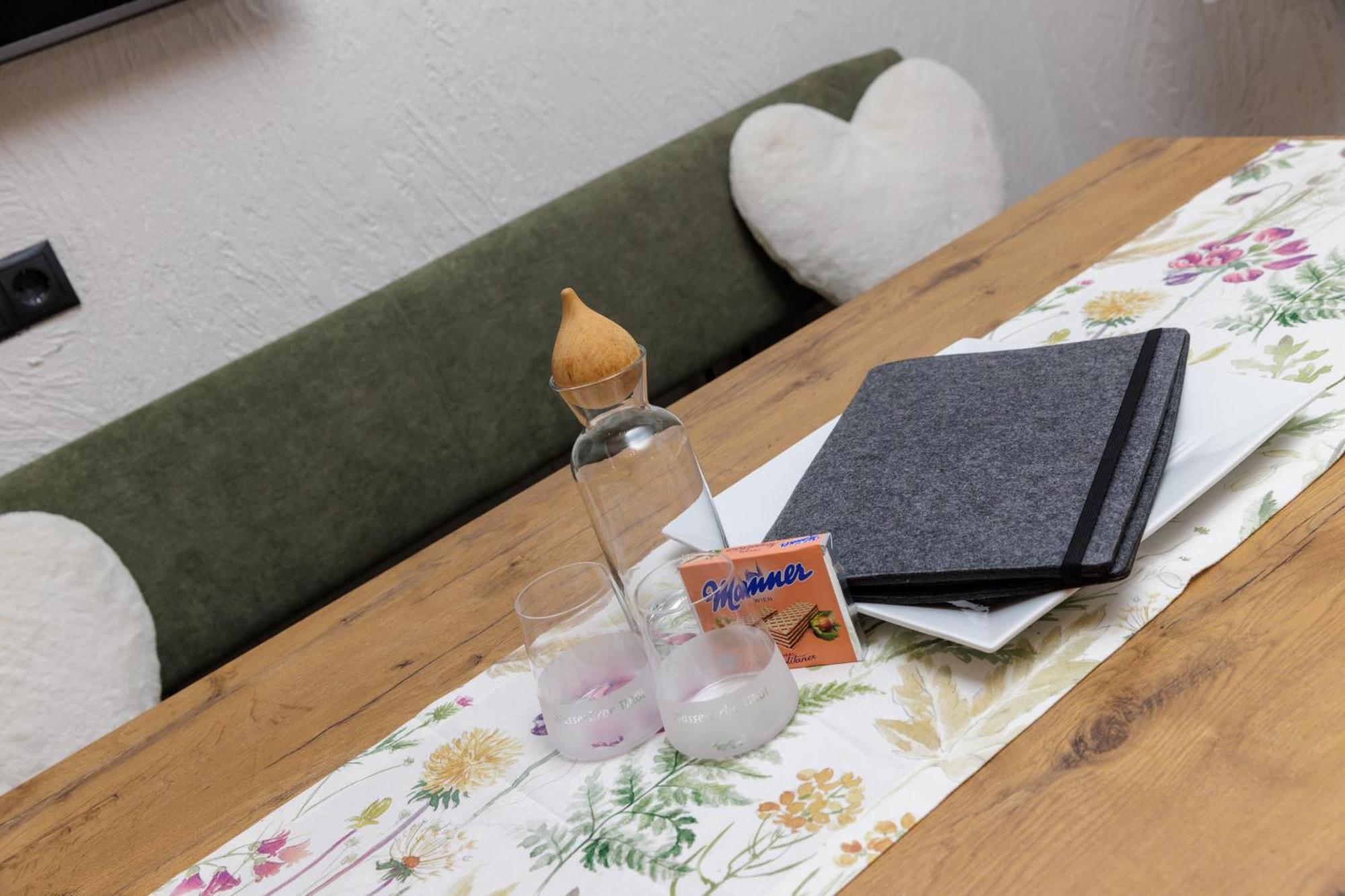 Apartmenthaus Goldeck Ried im Oberinntal Eksteriør billede