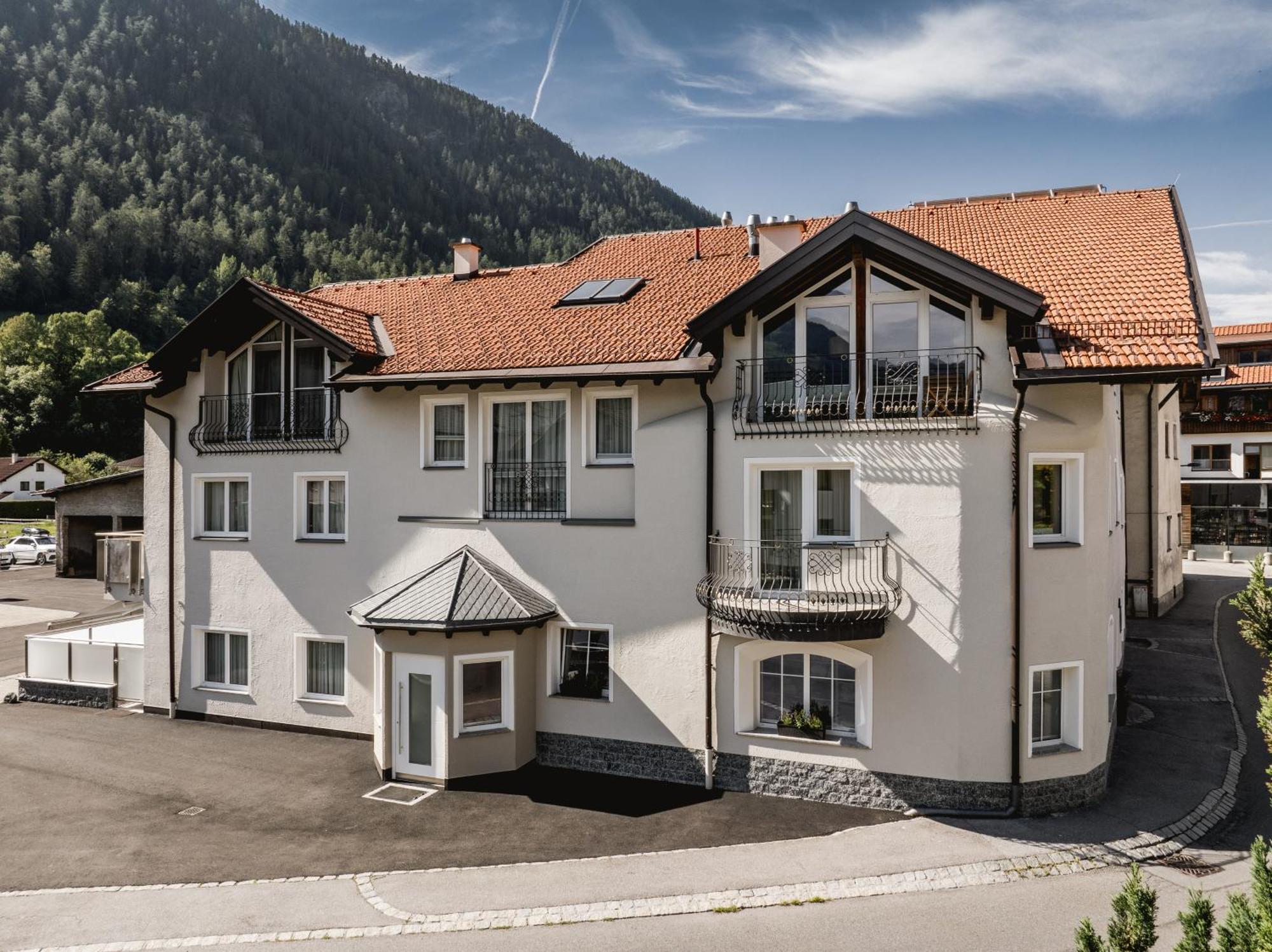 Apartmenthaus Goldeck Ried im Oberinntal Eksteriør billede