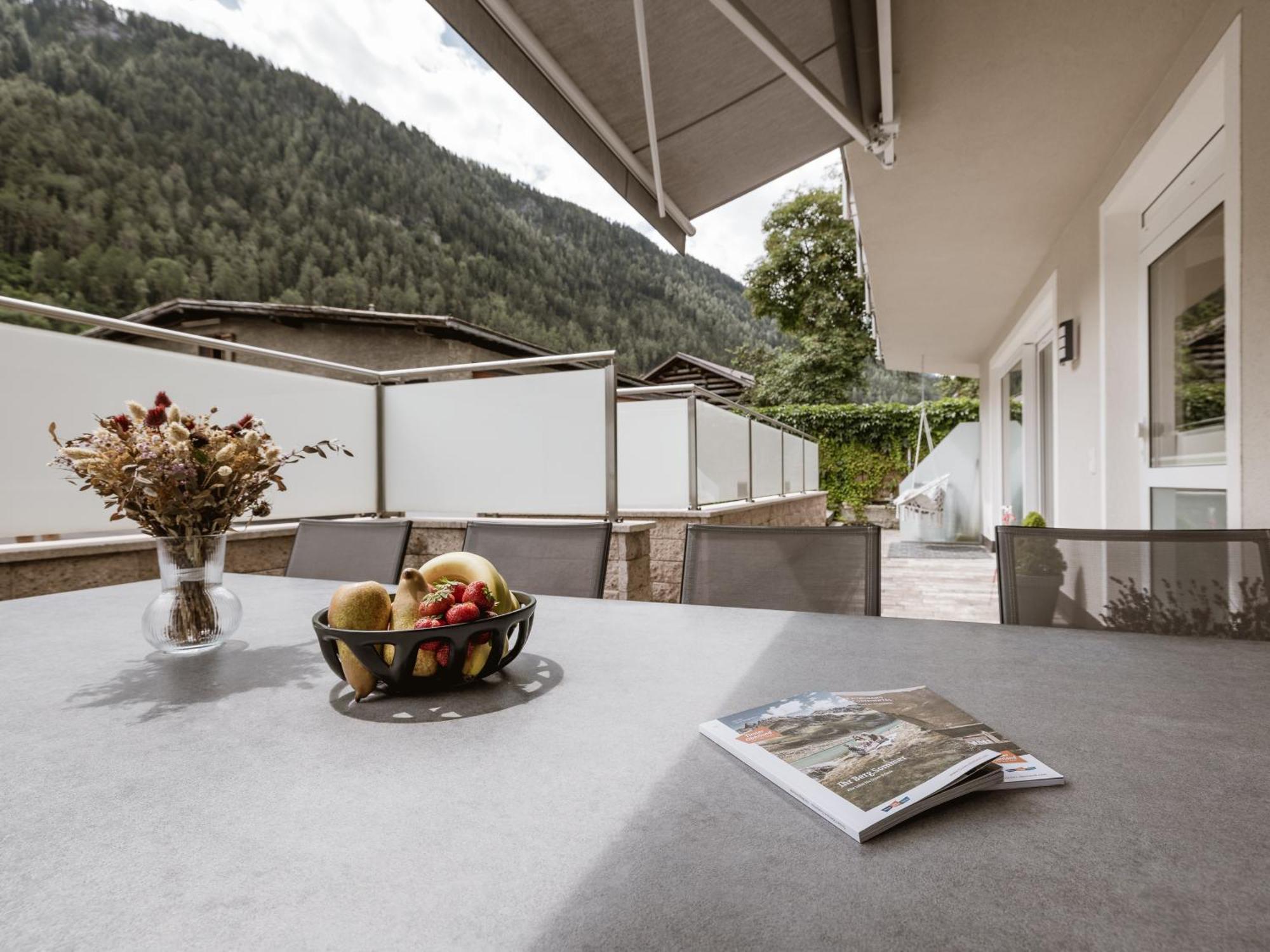 Apartmenthaus Goldeck Ried im Oberinntal Eksteriør billede